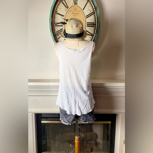 POPULAR BASICS Tank Top - Picture 3 of 5